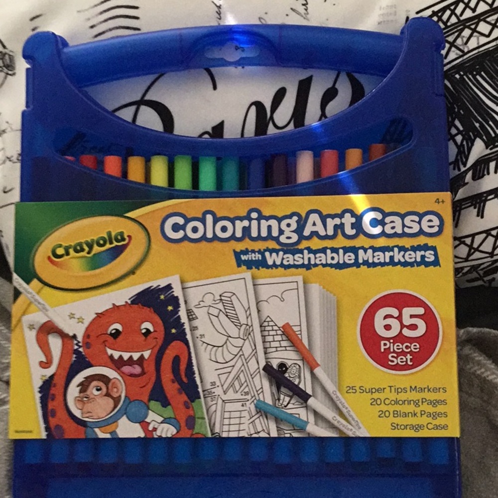 Crayola coloring Art Case Coloring Set for Kids 65 piece